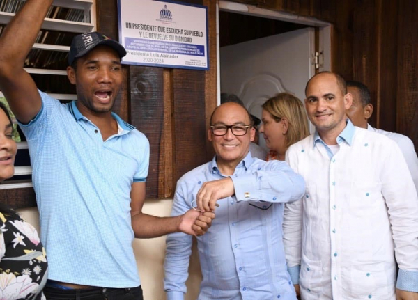 CPADB y Fundación Rogelio Cruz entregan cinco casas en Palmilla de La Victoria
