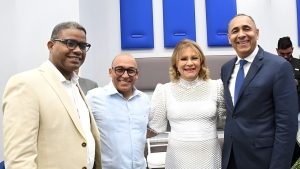 Rolfi Rojas asiste aniversario del Plan Social