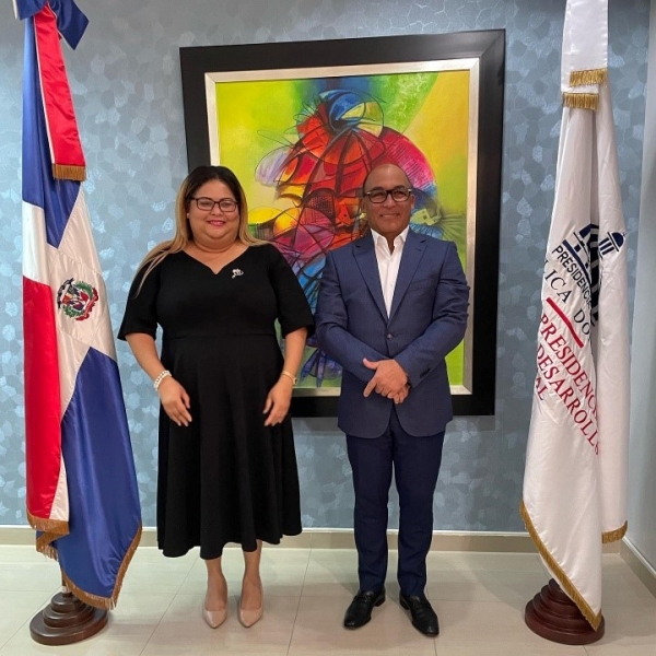 Presidente de la CPADB recibe visita  de gobernadora de Azua