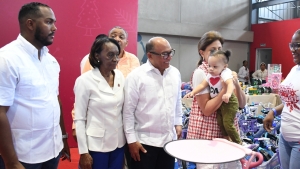 Alegr&iacute;a Infantil en Capotillo